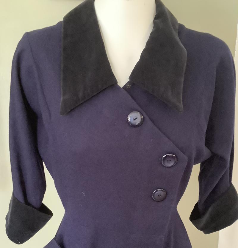 WARTIME ERA LADIES DRESS