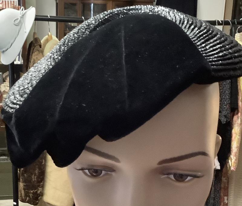 WARTIME ERA LADIES HAT