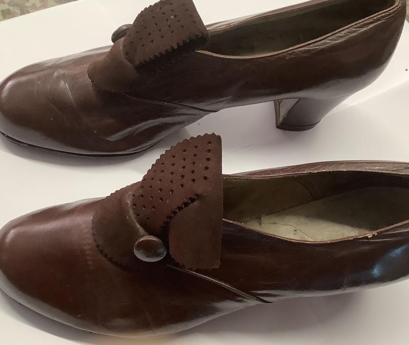 WWII LADIES SHOES