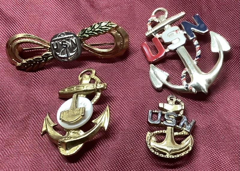 WWII 4 USN x SWEETHEART PIN BROOCHES