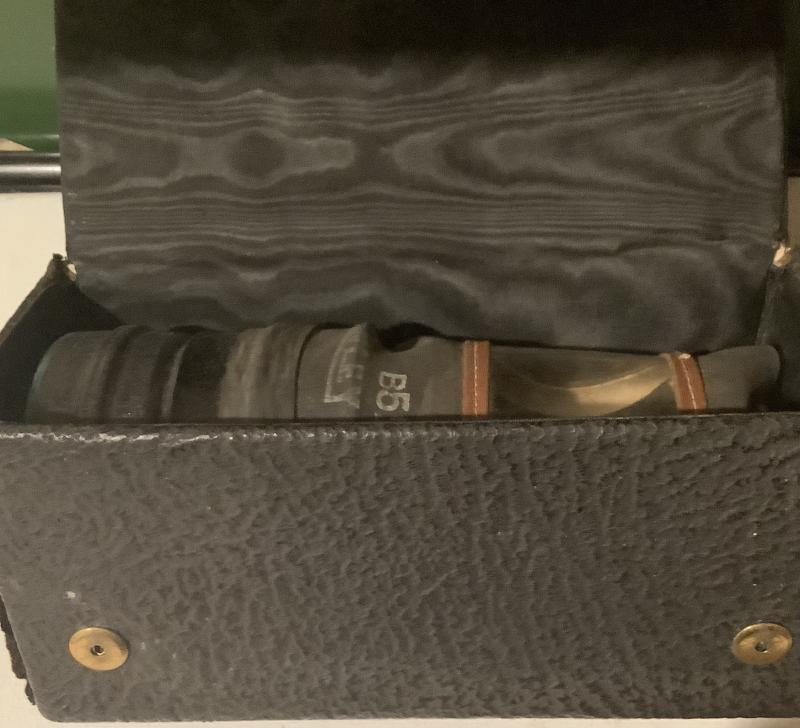 WWII LADIES GAS MASK HANDBAG