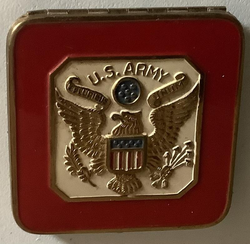 WWII US ARMY POWDER COMPACT