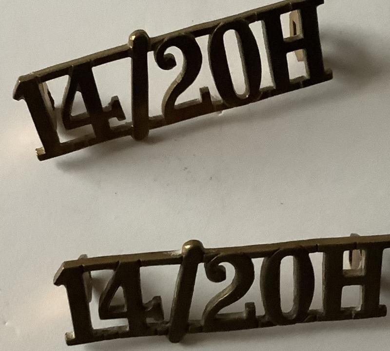 14/20 HUSSARS SHOULDER TITLES PAIR