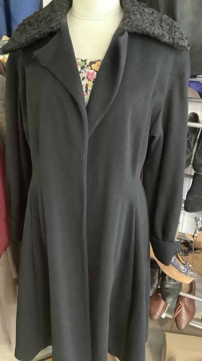 WARTIME LADIES SWING COAT