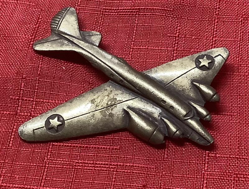 WWII B-17 SWEETHEART PIN BROOCH