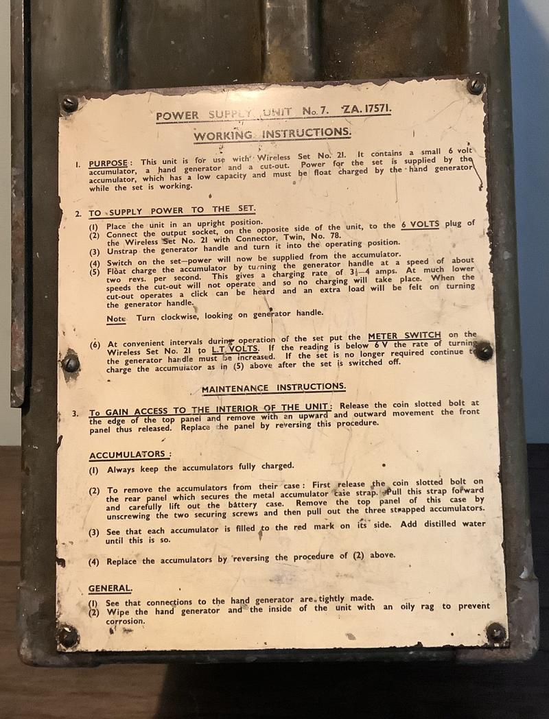 WWII BRITISH ARMY RADIO WIRELESS SET