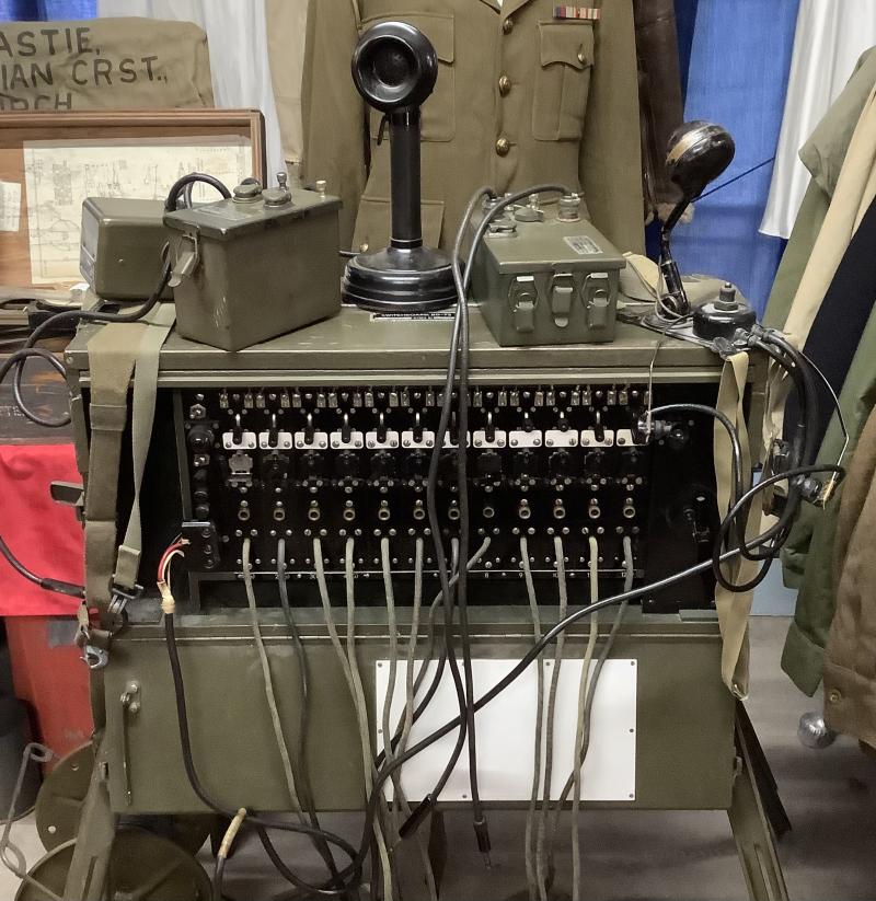 WWII BD-72 US TELEPHONE SWITCHBOARD & ACCESSORIES